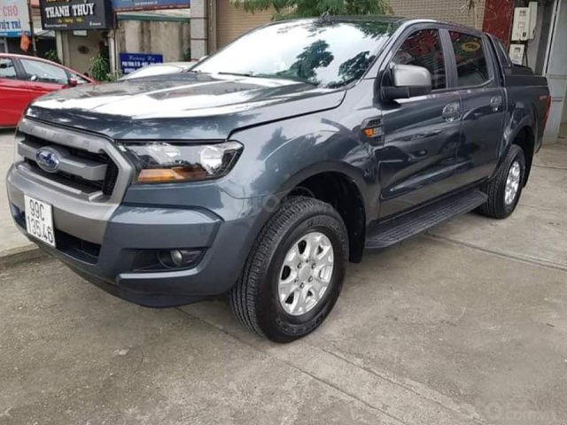 Bán xe Ford Ranger XLS số tự động, đời 2016, màu xanh rêu0