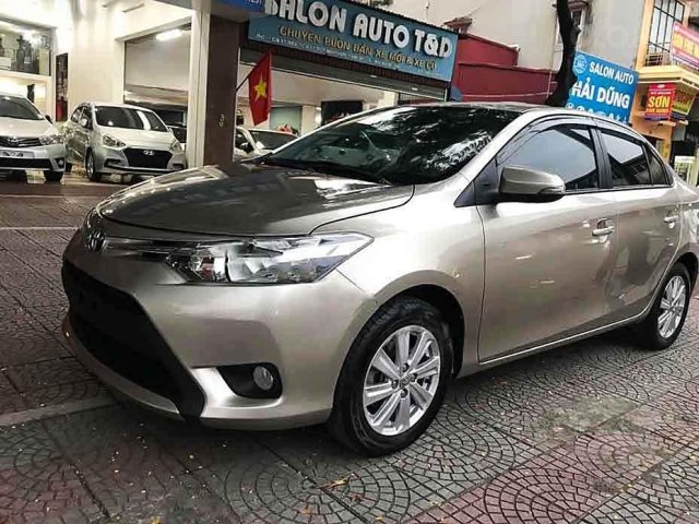 Bán ô tô Toyota Vios E đời 2016, màu ghi vàng chính chủ0