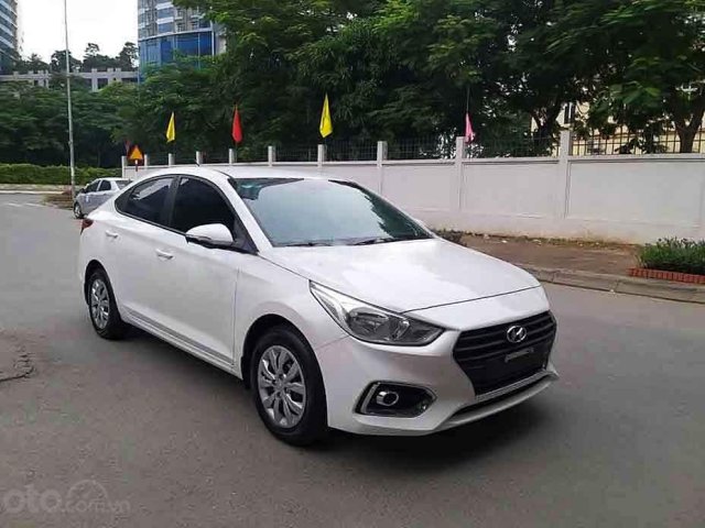 Bán xe Hyundai Accent 1.6MT năm 2019, màu trắng, giá tốt