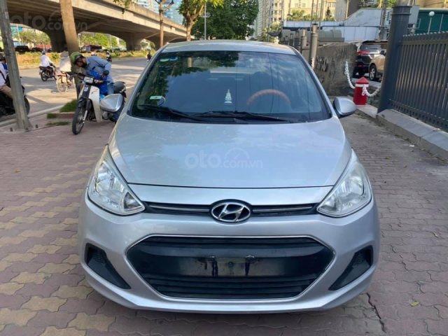 Cần bán lại chiếc Hyundai Grand i10 đời 2016, xe giá thấp, động cơ ổn định0