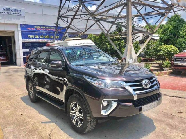 Bán Toyota Fortuner 2.7V SX 2018, số tự động, máy xăng0