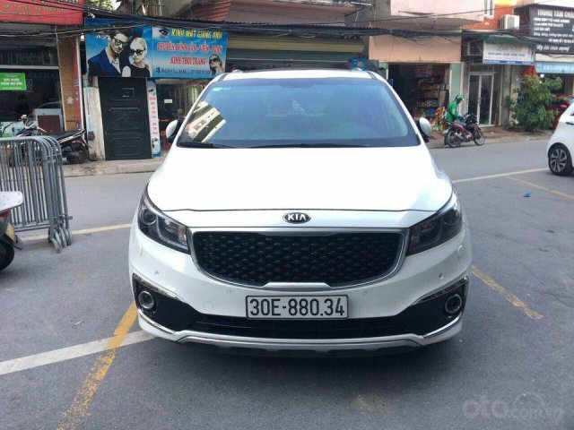 Cần bán xe Kia Sedona SX 2017, máy xăng, màu trắng