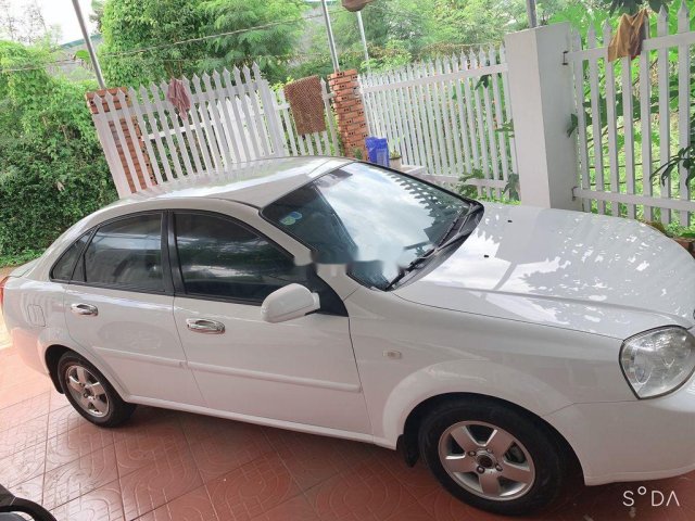 Cần bán xe Daewoo Lacetti sản xuất năm 2011, màu trắng, nhập khẩu, 185 triệu