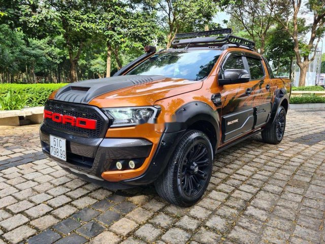 Cần bán Ford Ranger Wildtrak năm sản xuất, màu cam