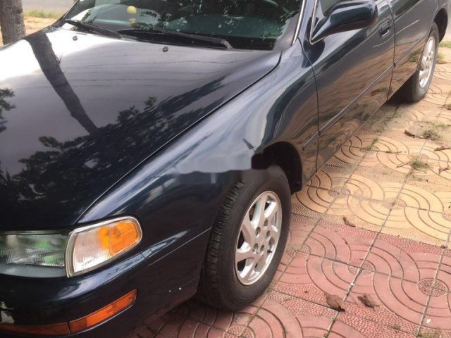 Bán Toyota Camry năm 1992, màu xanh dưa