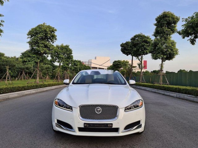 Cần bán lại xe Jaguar XF đời 2013, màu trắng, xe nhập, giá tốt0