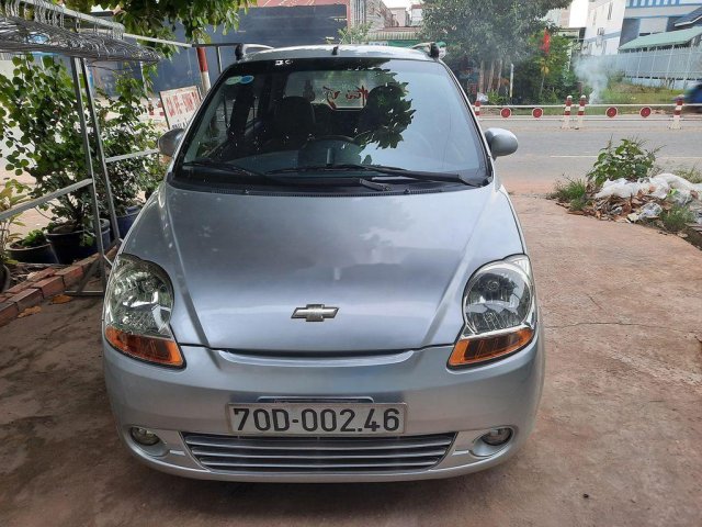 Cần bán lại xe Chevrolet Spark năm 2013, màu bạc, giá chỉ 125 triệu