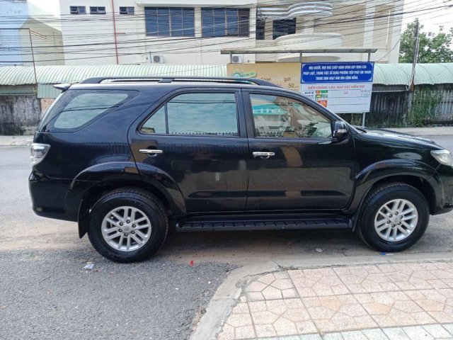 Bán Toyota Fortuner sản xuất năm 2013, màu đen  0