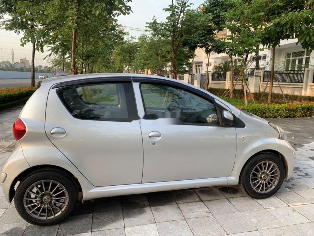 Bán Toyota Aygo sản xuất 2008, màu bạc, nhập khẩu nguyên chiếc, số sàn0