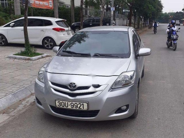 Bán ô tô Toyota Vios đời 2009, màu bạc 