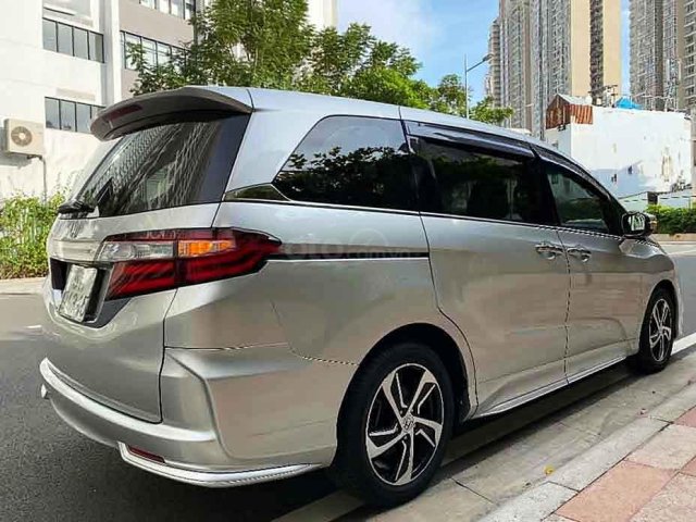 Bán Honda Odyssey năm 2016, màu bạc, xe nhập