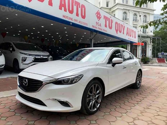 Cần bán lại xe Mazda 6 sản xuất năm 2019, màu trắng0