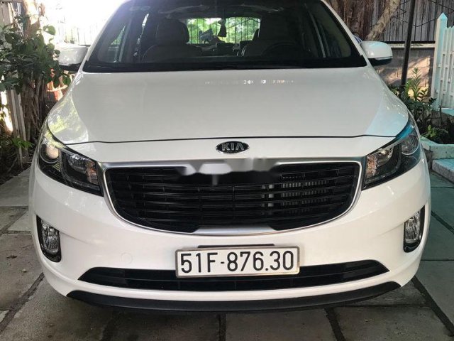 Bán Kia Sedona đời 2017, màu trắng0