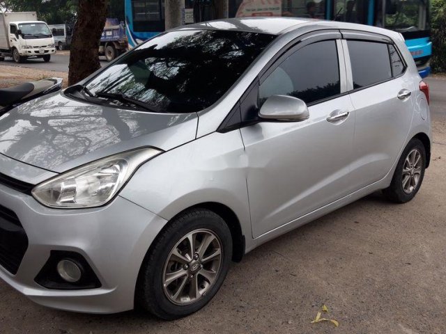 Bán Hyundai Grand i10 đời 2014, màu bạc, nhập khẩu nguyên chiếc  0