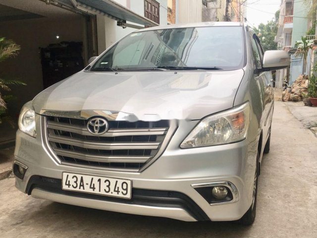 Bán Toyota Innova sản xuất năm 2015, màu bạc0