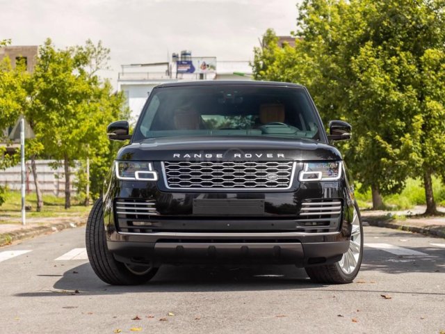 Cần bán LandRover Range Rover Autobiography LWB 5.0 sản xuất 2018, màu đen0