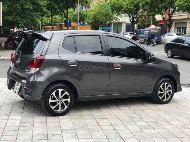 Bán xe Toyota Wigo 1.2 MT đời 2019, màu xám