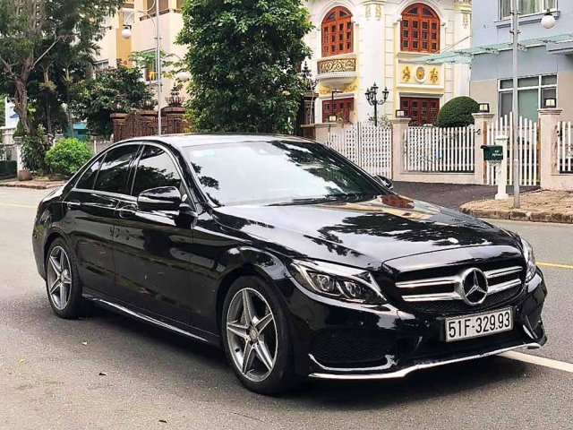 Cần bán Mercedes C class sản xuất 2015, màu đen còn mới0