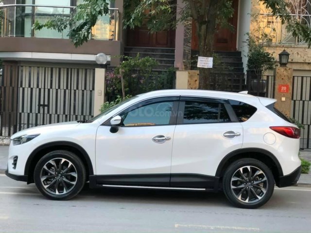 Bán xe Mazda CX5 đời 2017, màu trắng0