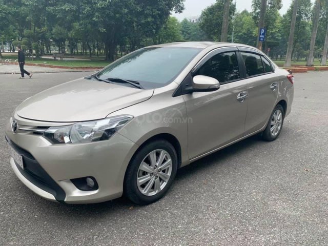 Cần bán xe Toyota Vios đời 2017, số sàn0