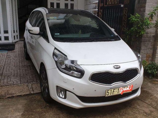 Bán Kia Rondo đời 2015, màu trắng, máy êm