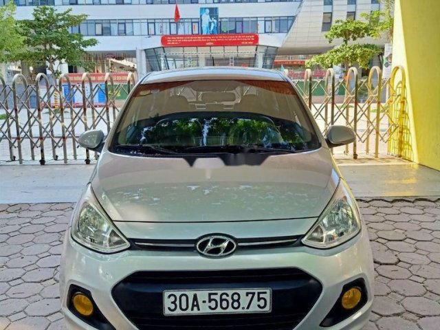 Bán Hyundai Grand i10 sản xuất năm 2015, màu bạc, nhập khẩu