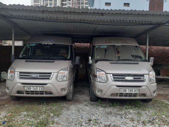 Bán Ford Transit năm 2017, màu bạc