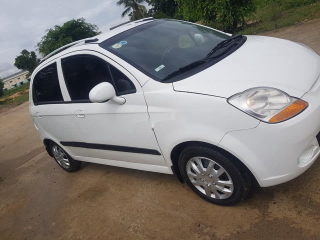 Cần bán xe Chevrolet Spark sản xuất 2010, xe chính chủ giá thấp0