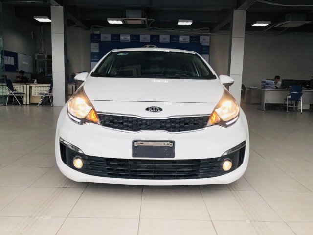 Cần tìm đối thủ Kia Rio 1.4AT 2016 nhập khẩu, đẹp hiếm có