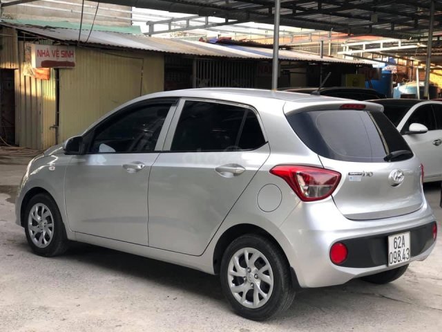 Bán Hyundai Grand i10 bản Base 2018