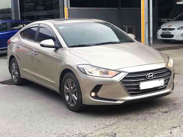 Cần bán Hyundai Elantra sản xuất 2018, xe đẹp đúng chất