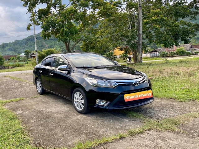 Bán xe Toyota Vios đời 2014, màu đen0