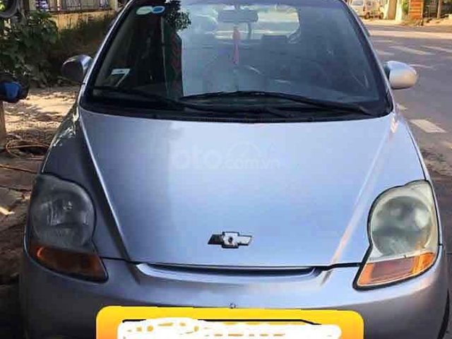 Bán xe cũ Chevrolet Spark năm sản xuất 2009, màu bạc0