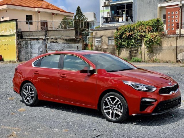 Cần bán xe Kia Cerato 1.6 AT Luxury năm 2020, giá thấp, giao nhanh0