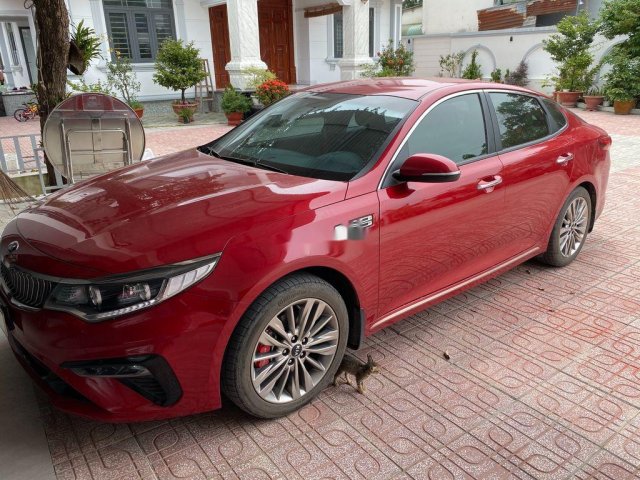 Cần bán gấp Kia Optima 2.0 Luxury xe rất đẹp năm 2019 xe gia đình