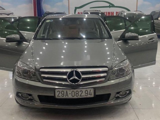 Cần bán lại xe Mercedes C 200 đời 2010, màu xám, xe nhập, giá 395tr0