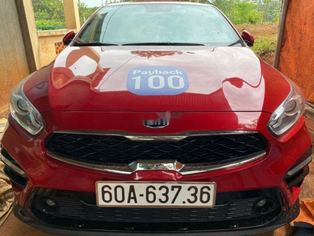 Bán nhanh chiếc Kia Cerato 1.6 Luxury bản full màu đỏ sản xuất năm 2019 xe gia đình0