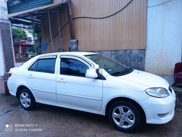 Bán Toyota Vios sản xuất 2004, màu trắng, nhập khẩu nguyên chiếc, giá tốt0