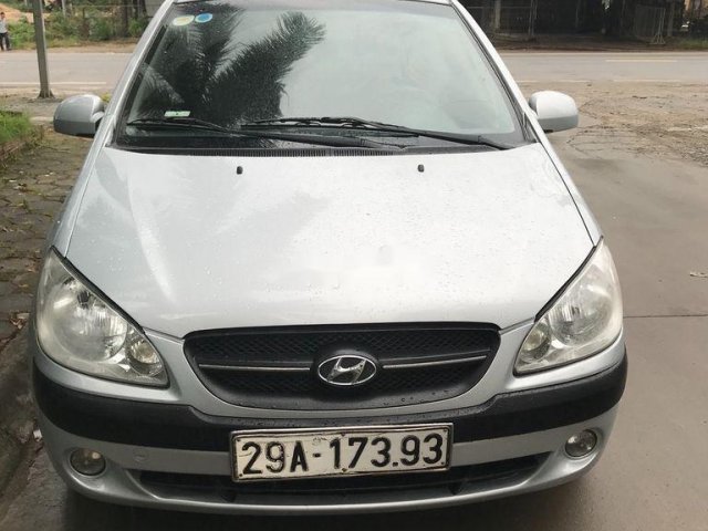 Bán Hyundai Getz năm 2010, màu bạc, nhập khẩu nguyên chiếc0