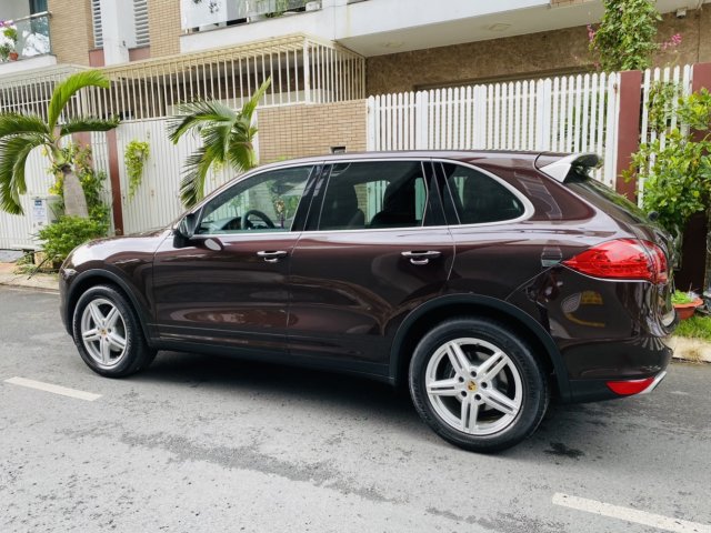 Cần bán Porsche Cayenne sản xuất 20140