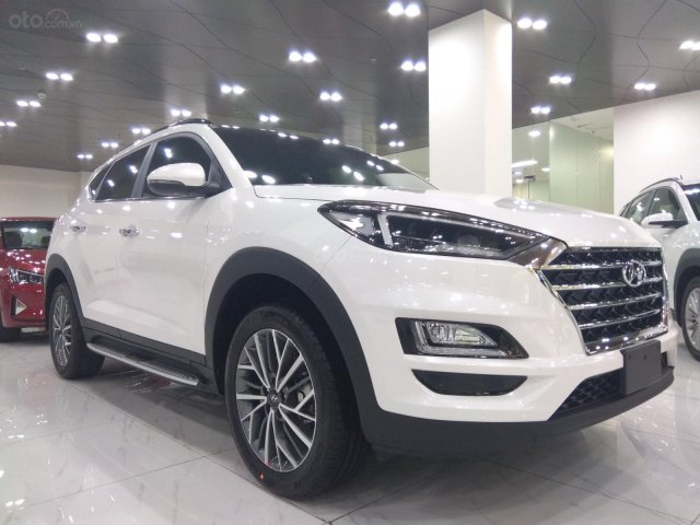 Hyundai Tucson 2021 đủ màu giao ngay, giảm giá cùng nhiều quà tặng trong trong tháng 1