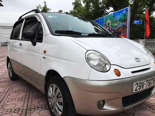 Bán ô tô Daewoo Matiz sản xuất năm 2004, màu trắng còn mới, giá 68tr0