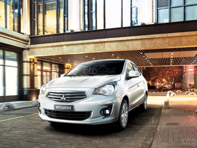 Bán xe Mitsubishi Attage 2020, nhiều ưu đãi