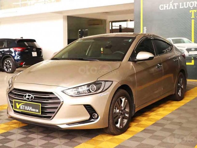 Bán Hyundai Elantra sản xuất năm 2018 còn mới