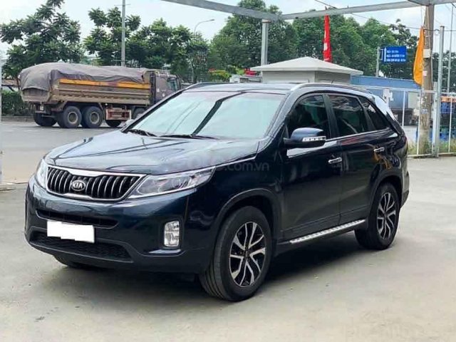 Bán ô tô Kia Sorento sản xuất 2019, màu xanh lam còn mới, 718 triệu