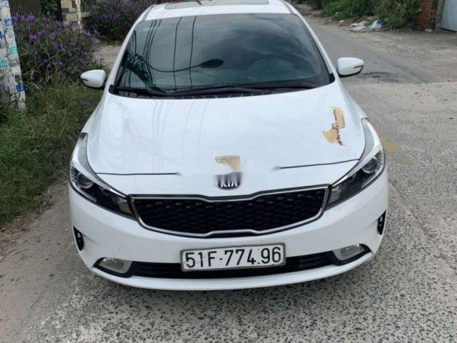 Bán xe Kia Cerato đời 2016, màu trắng, nhập khẩu chính chủ