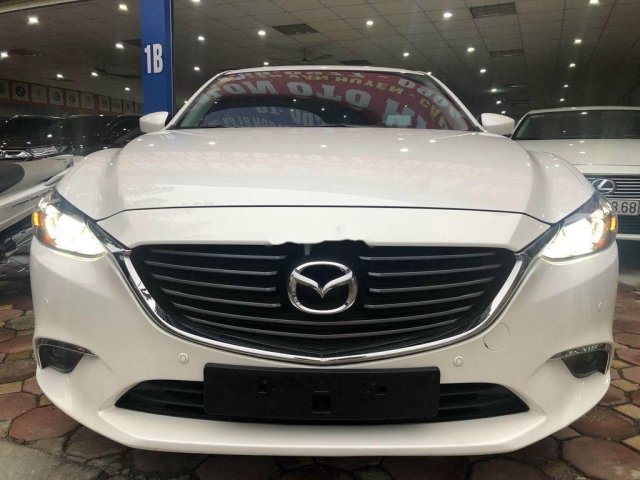 Cần bán lại xe Mazda 6 đời 2019, màu trắng, giá chỉ 795 triệu0