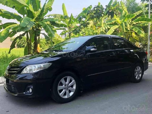 Cần bán Toyota Corolla Altis năm sản xuất 2010, màu đen còn mới, giá chỉ 399 triệu