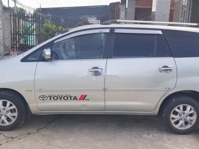 Bán Toyota Innova sản xuất 2006, màu bạc, 270tr