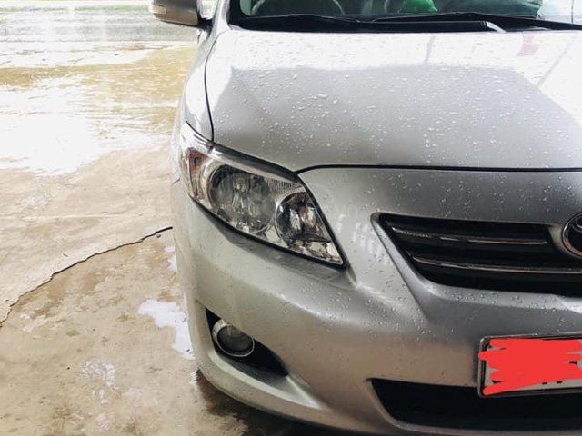 Bán gấp với giá ưu đãi nhất chiếc Toyota Corolla Altis sản xuất năm 2009, xe gia đình còn mới